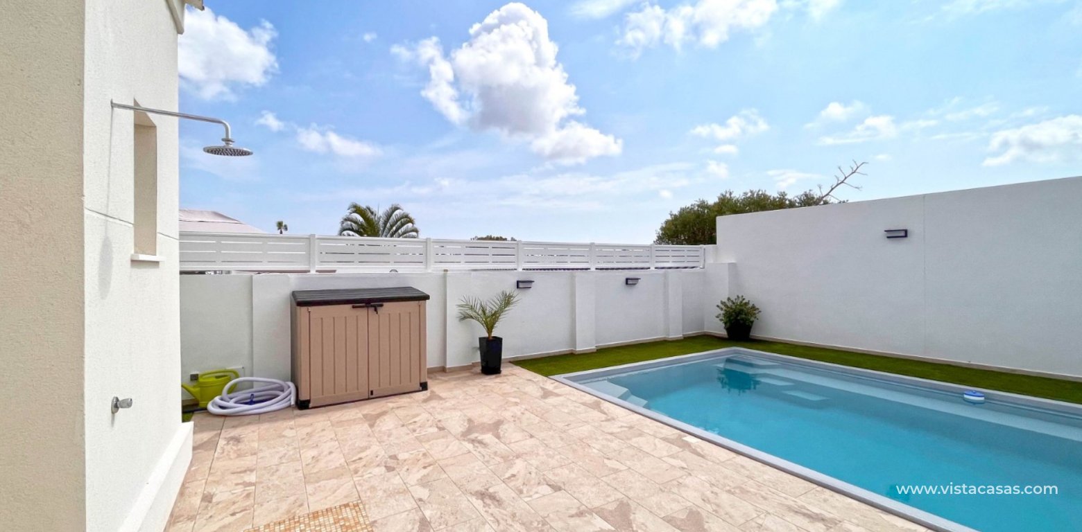 Sale - Villa - Torrevieja - San Luis