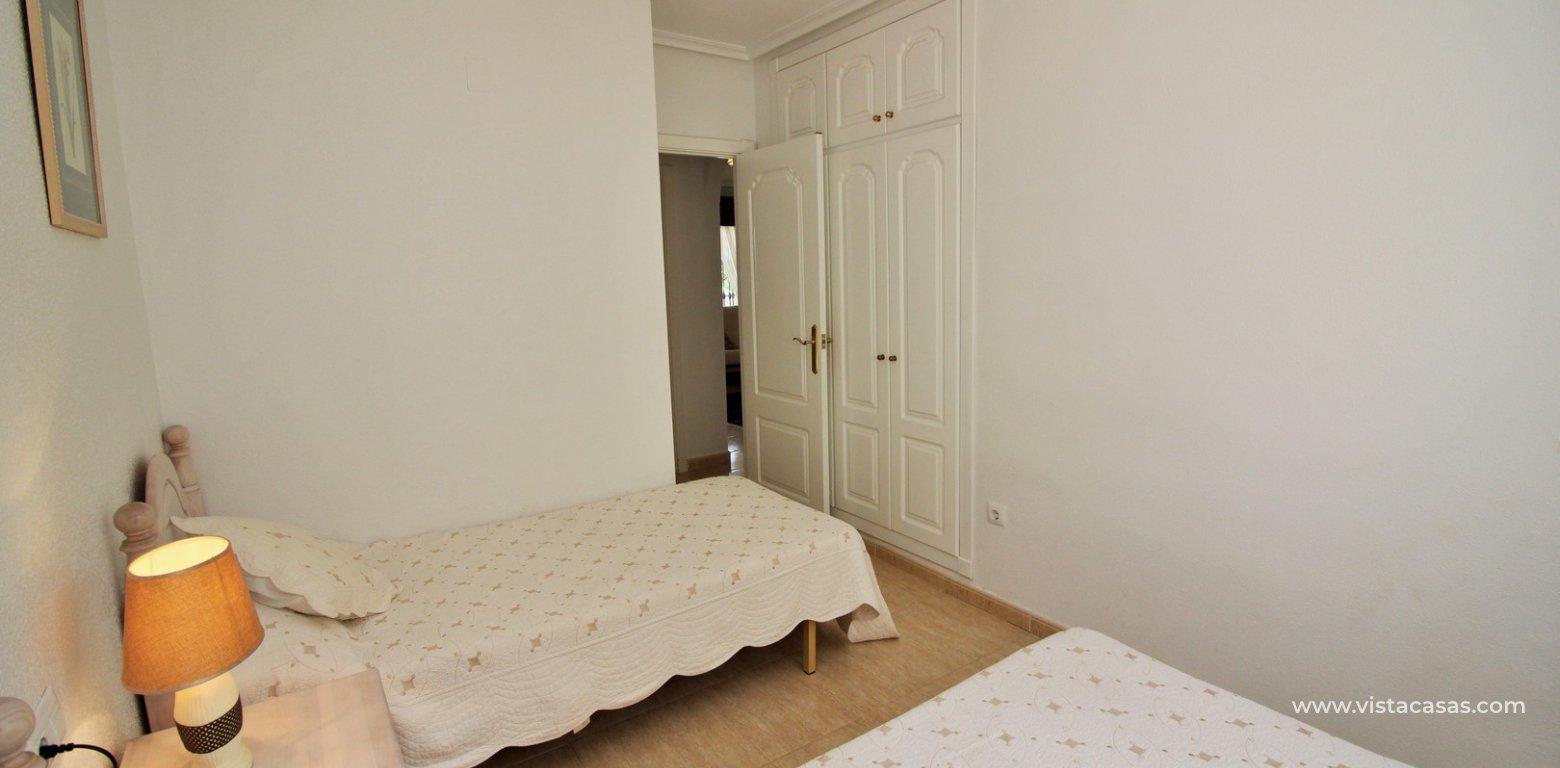 Townhouse for sale in Villamartin twin bedroom fitted wardrobes