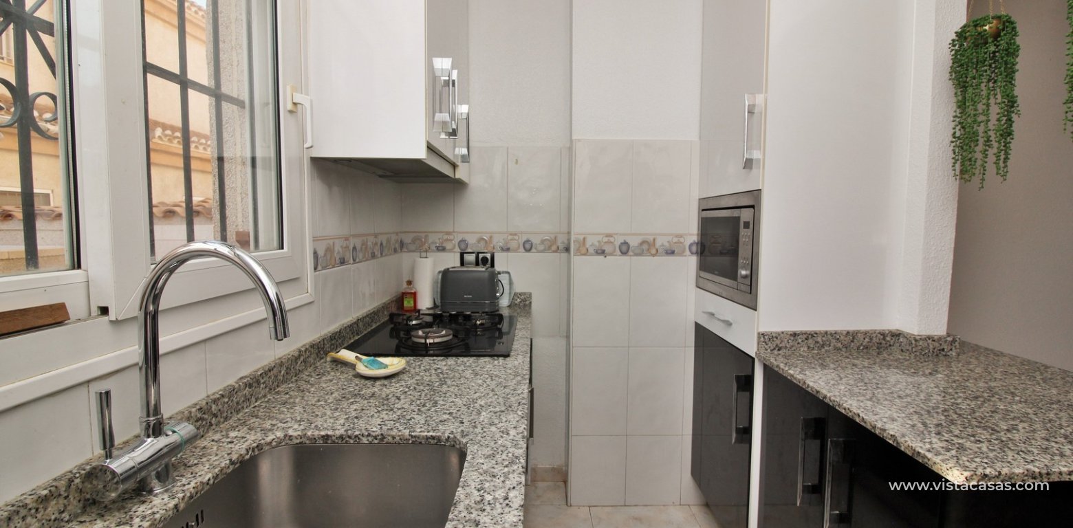 3 bedroom quad house for sale Vistaluz Playa Flamenca kitchen 2