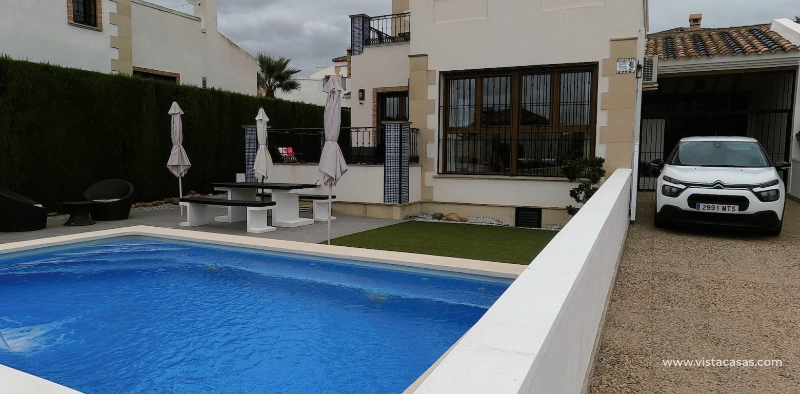 Sale - Villa - Algorfa - La Finca Golf Resort