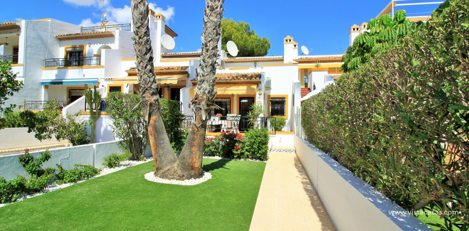 Resale - Townhouse - Villamartin