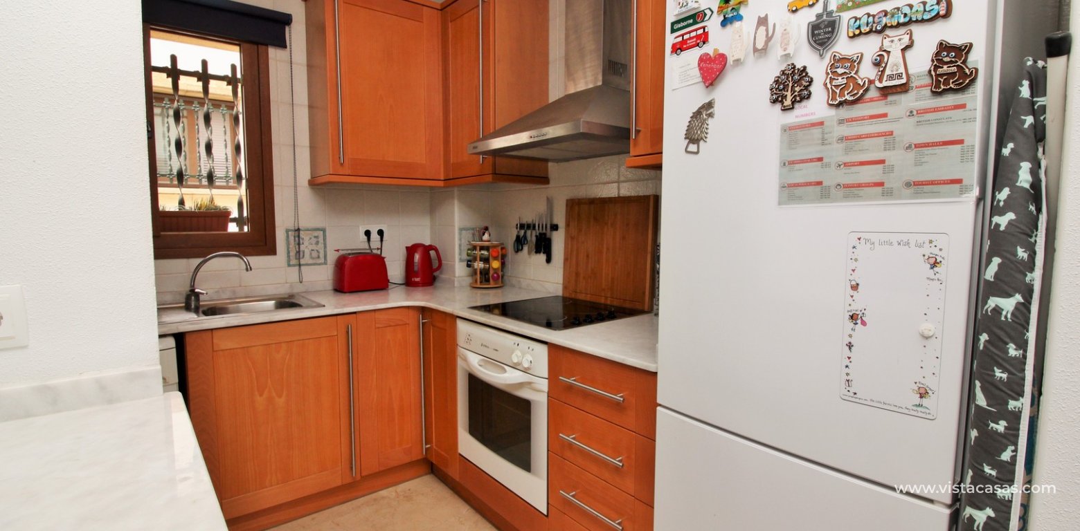 Top floor apartment for sale in Pau 8 Villamartin R13 kitchen