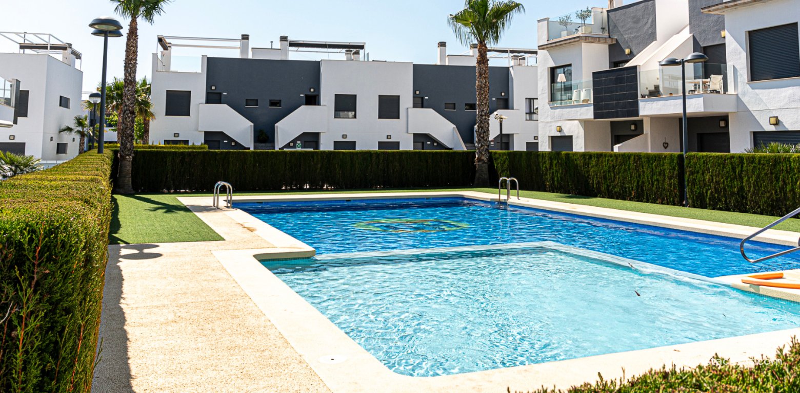 Resale - Apartment - Pilar de la Horadada