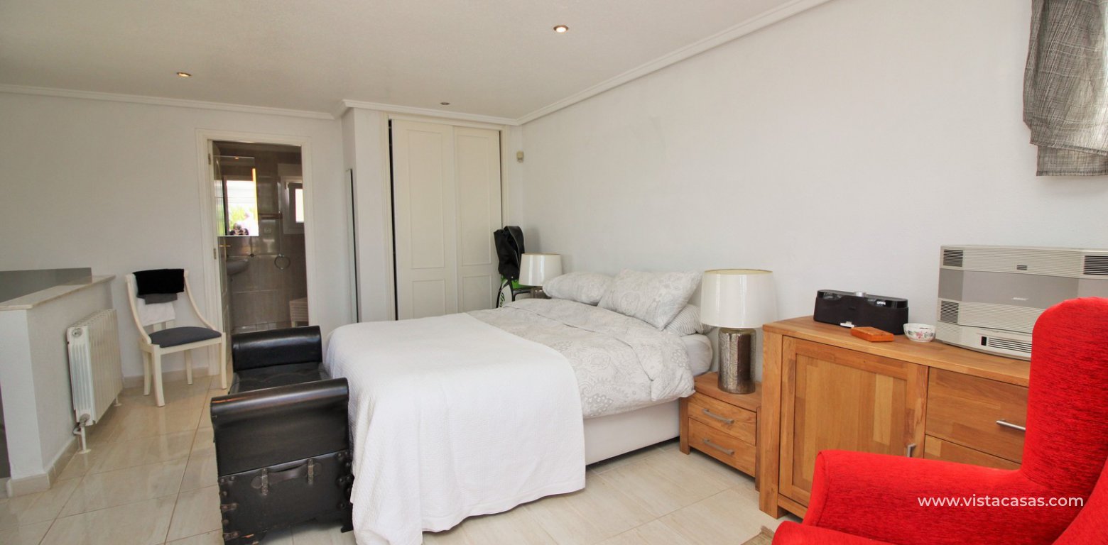 Property for sale in Quesada master bedroom 3