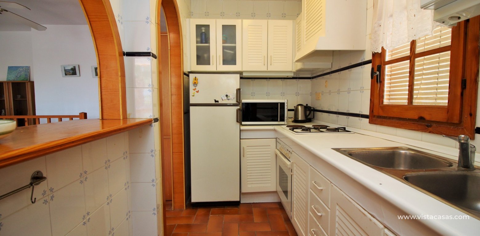 Lola bungalow for sale Verdemar 3 Villamartin kitchen 2