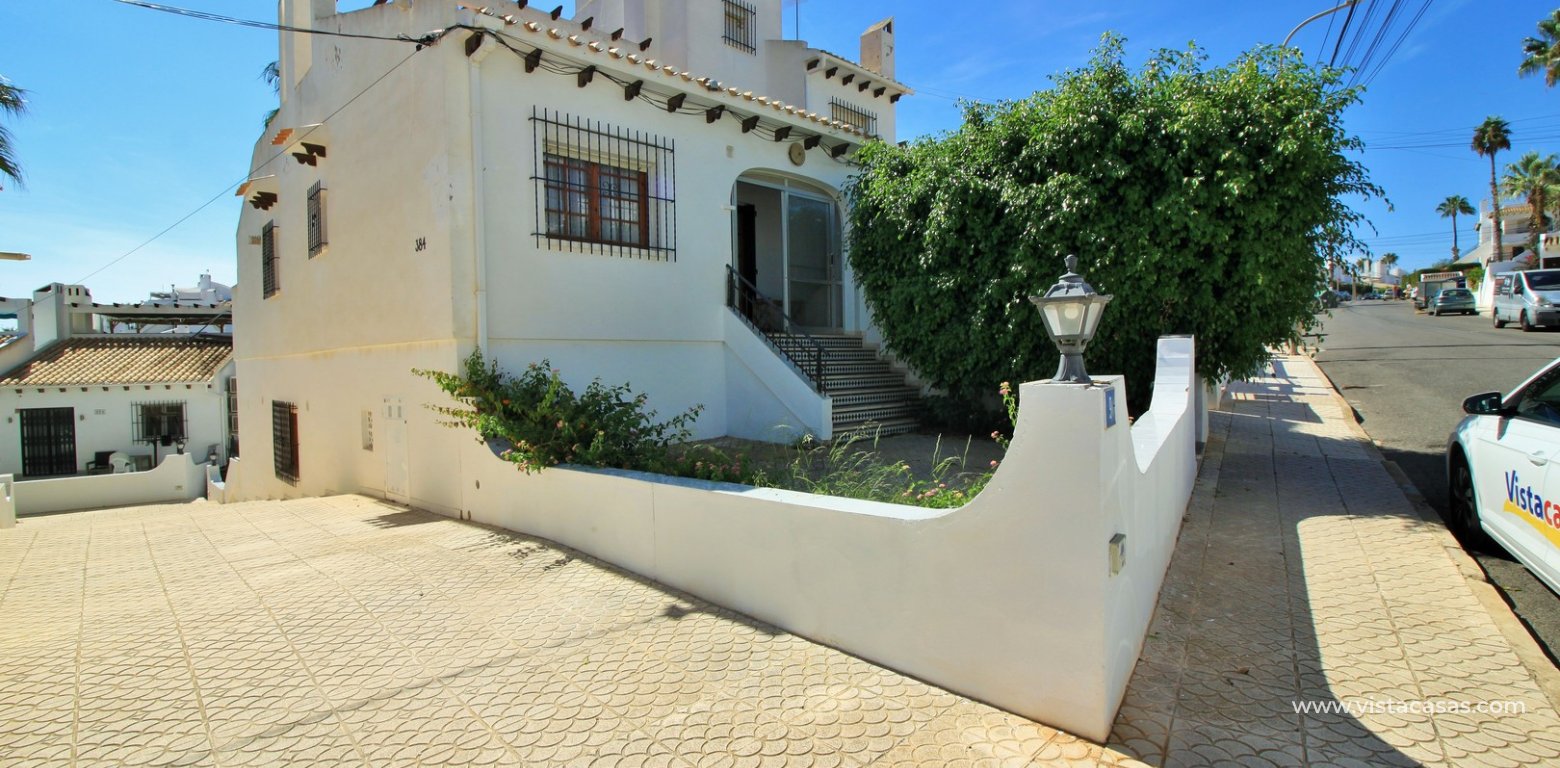 Lola bungalow for sale Verdemar 3 Villamartin rear garden