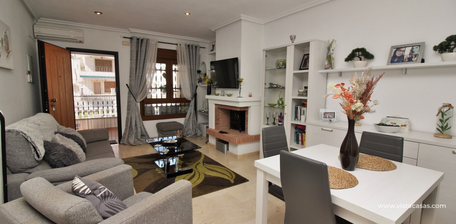 Ground floor apartment for sale M3 Pau 8 Villamartin lounge diner