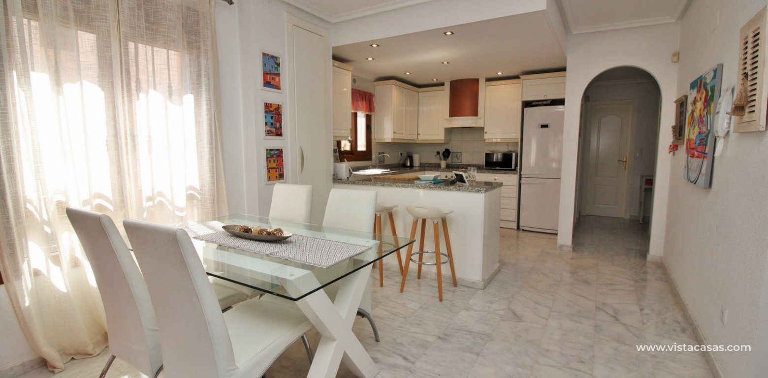 Ground floor apartment for sale M4 Pau 8 Villamartin dining area