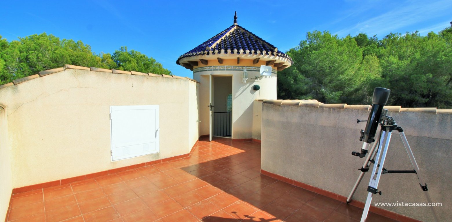 Detached villa for sale in Pinada Golf Villamartin solarium