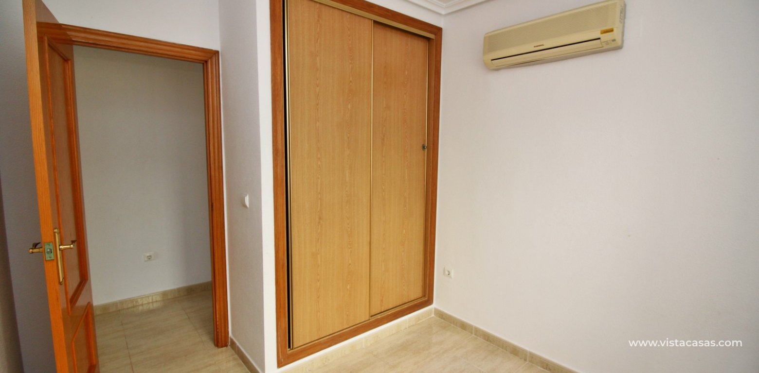 Penthouse apartment for sale Costa Paraiso 3 Villamartin twin bedroom fitted wardrobes