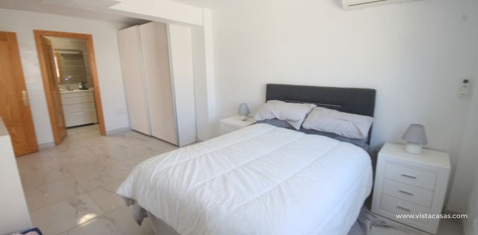 Resale - Villa - La Zenia