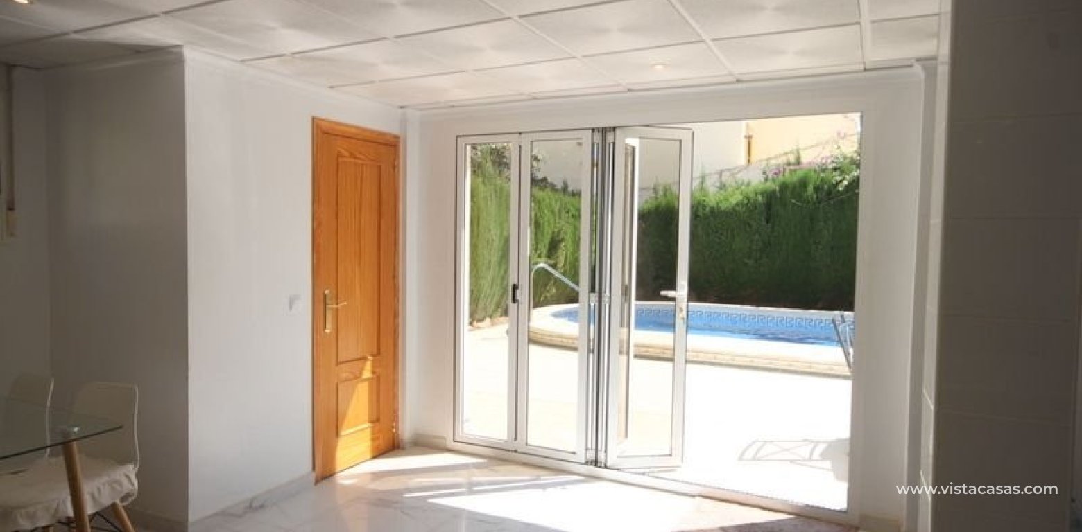 Resale - Villa - La Zenia