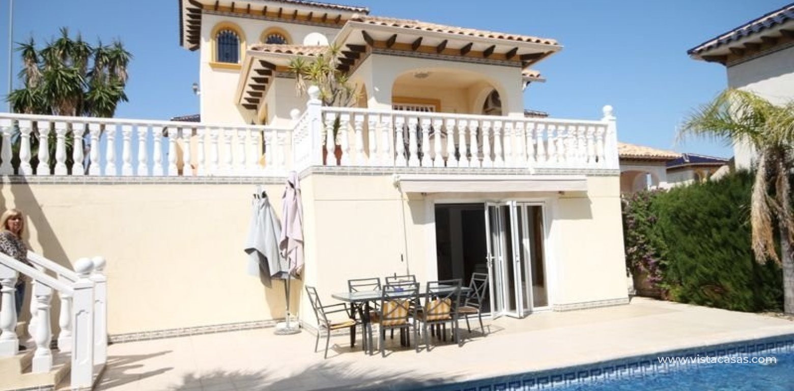 Resale - Villa - La Zenia