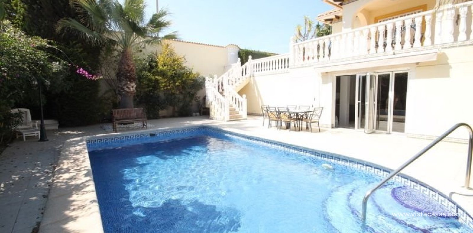 Resale - Villa - La Zenia