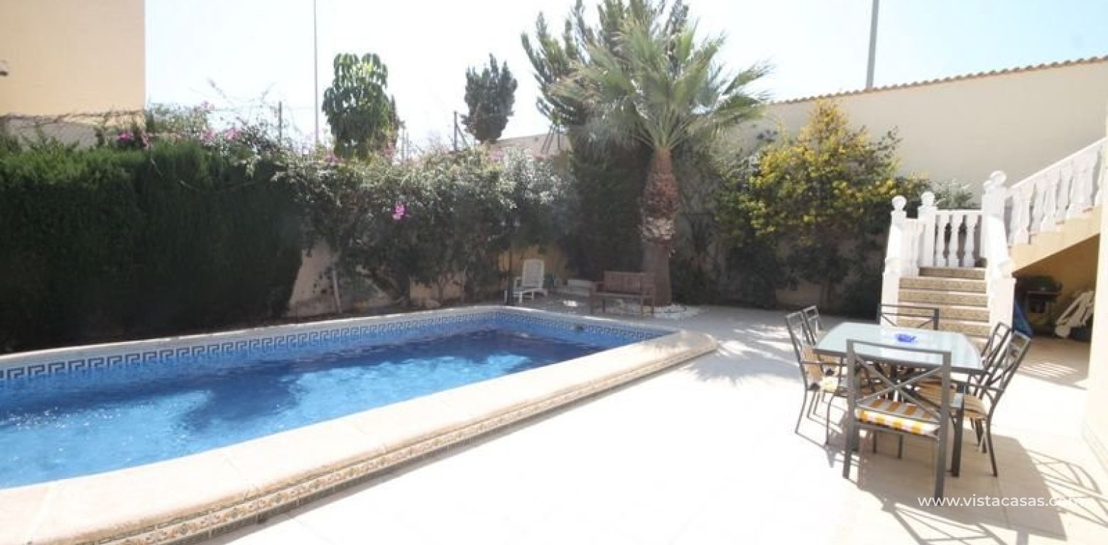 Resale - Villa - La Zenia