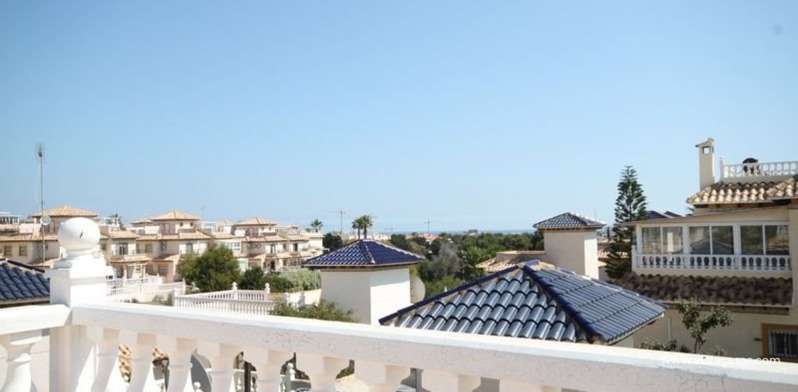 Resale - Villa - La Zenia