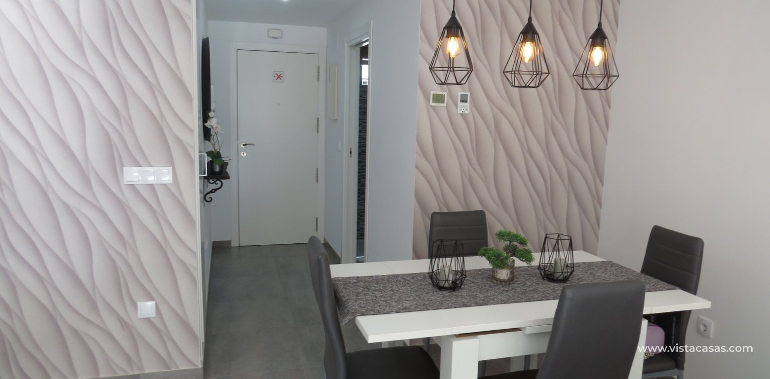 Resale - Apartment - Villamartin