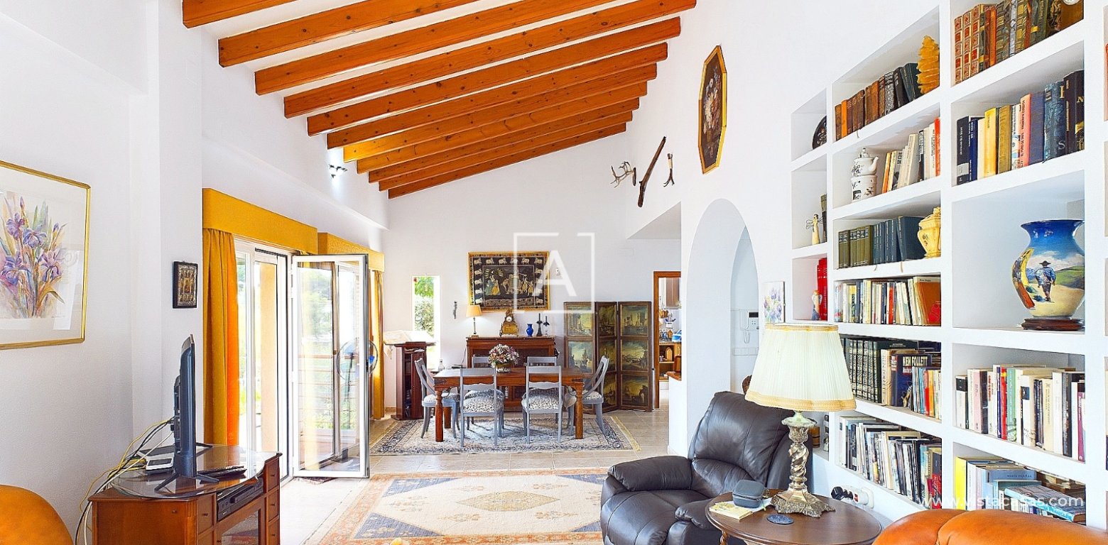 Resale - Villa - Pinar de Campoverde