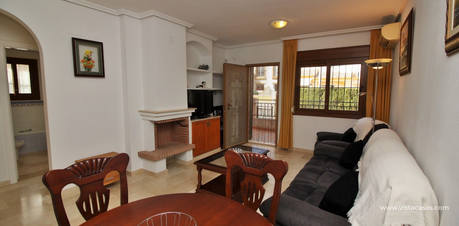 Townhouse for sale in Oporto Golf Pau 8 Villamartin lounge dining area