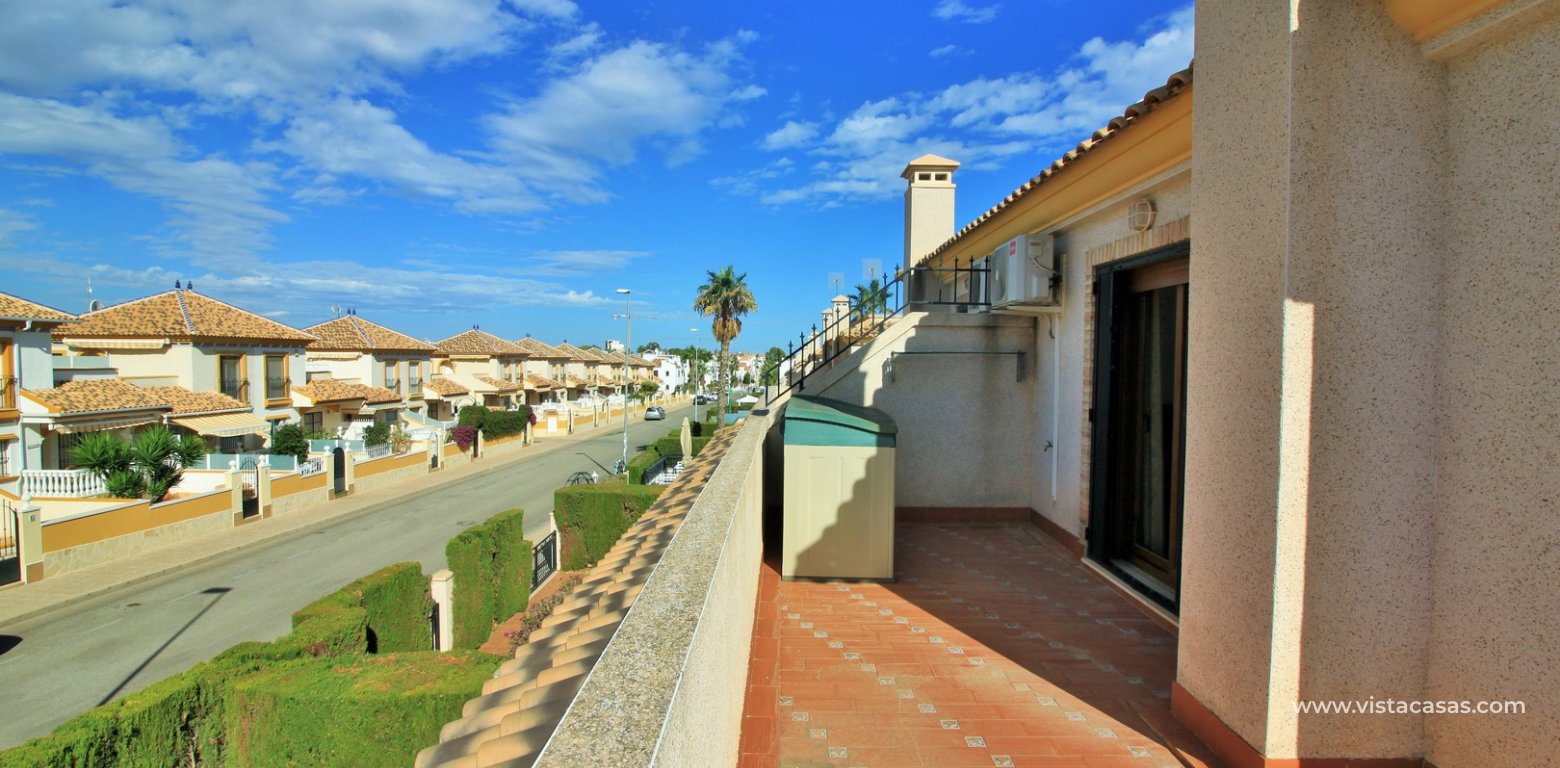 Townhouse for sale in Oporto Golf Pau 8 Villamartin roof solarium