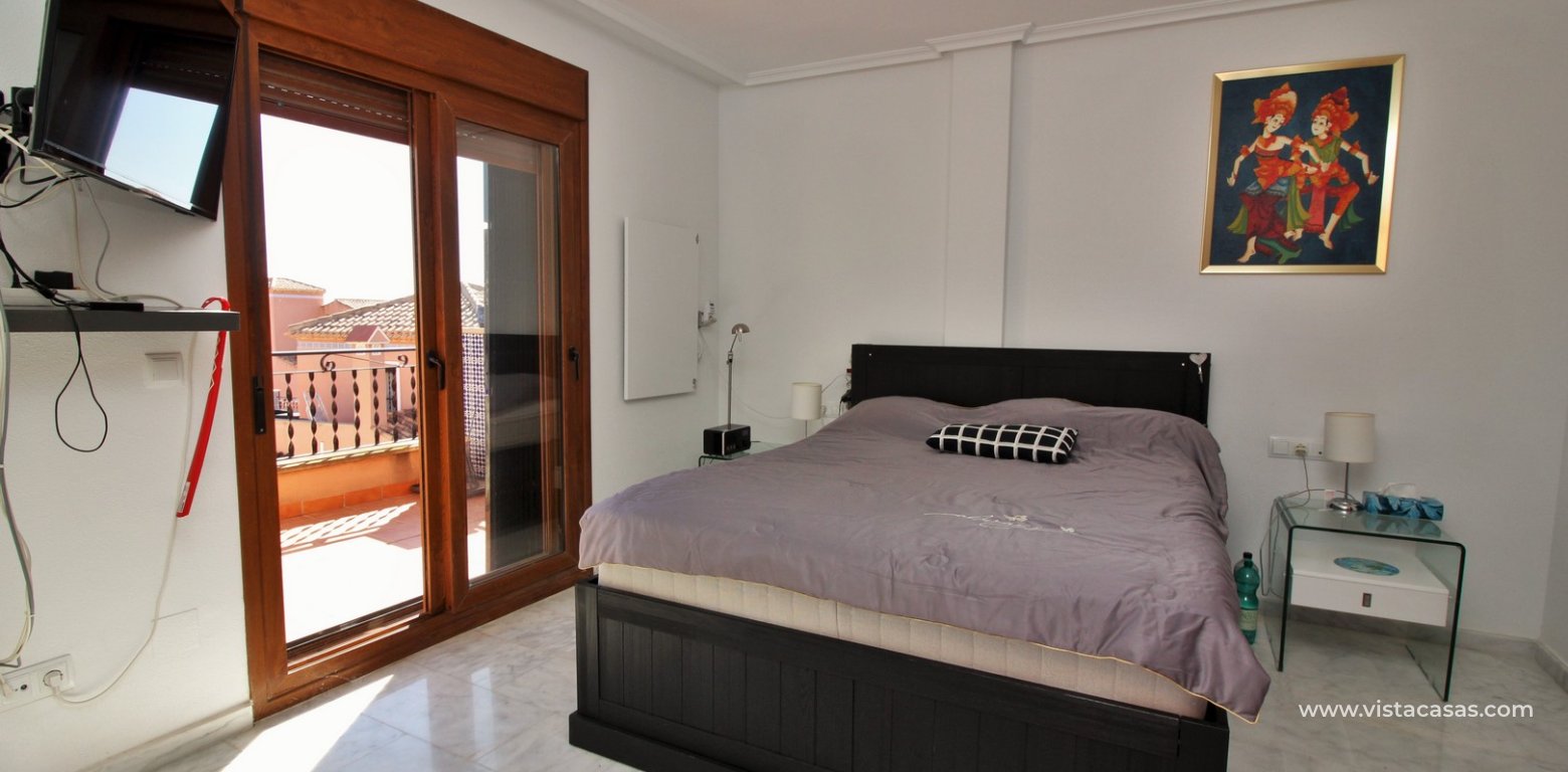 Detached Brisas villa for sale in La Cañada II San Miguel master bedroom