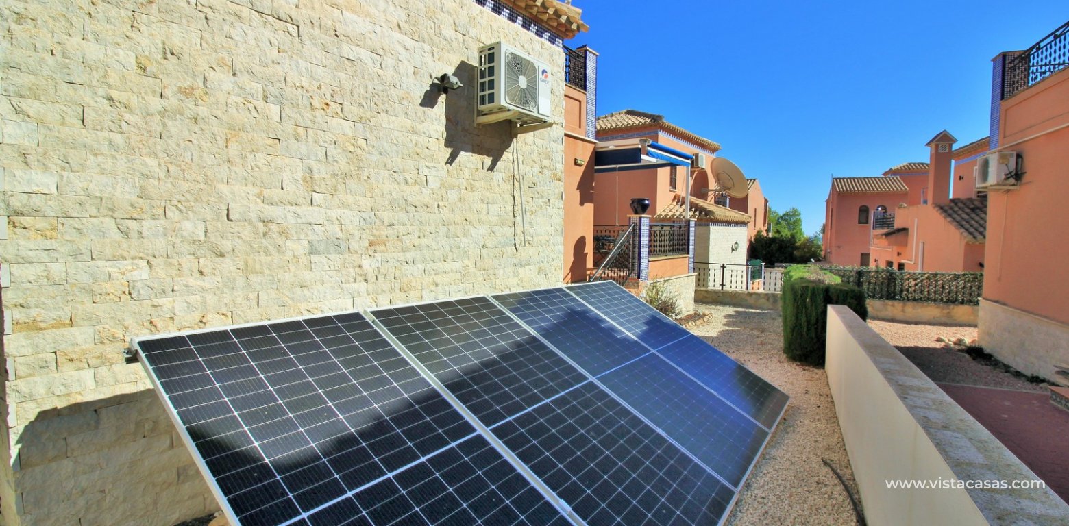 Detached Brisas villa for sale in La Cañada II San Miguel solar panels