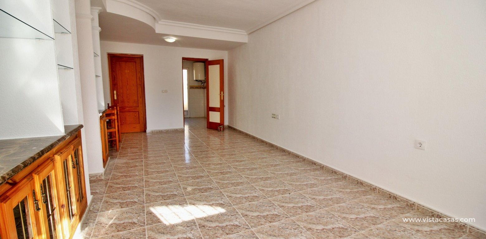 3 bedroom townhouse for sale Colinas Puerta Real 5 Villamartin lounge 2