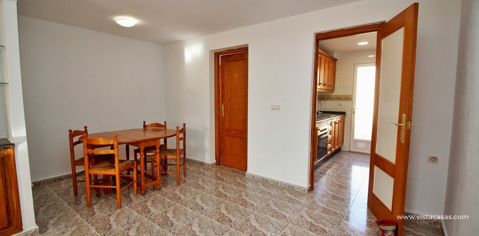 3 bedroom townhouse for sale Colinas Puerta Real 5 Villamartin dining area