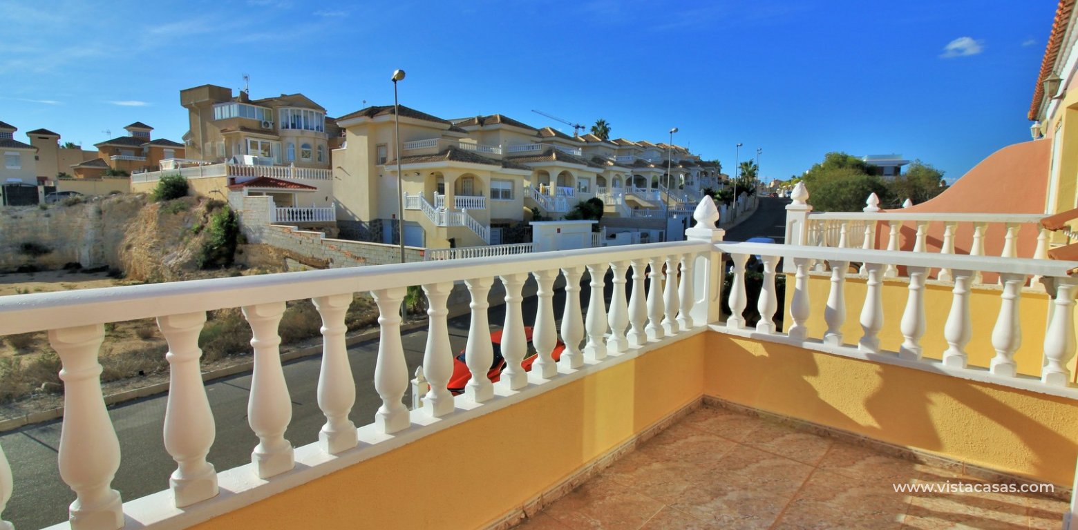 3 bedroom townhouse for sale Colinas Puerta Real 5 Villamartin master balcony