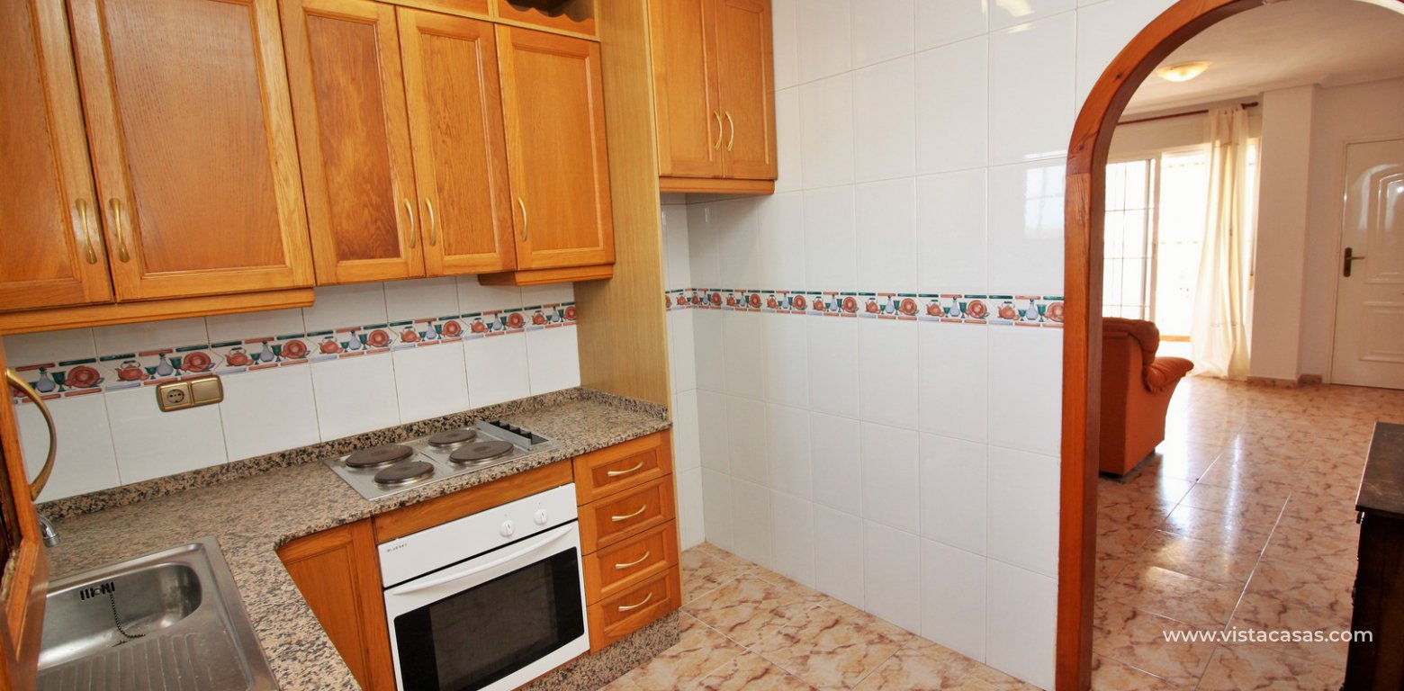 Apartment for sale in Lomas de Cabo Roig kitchen 2