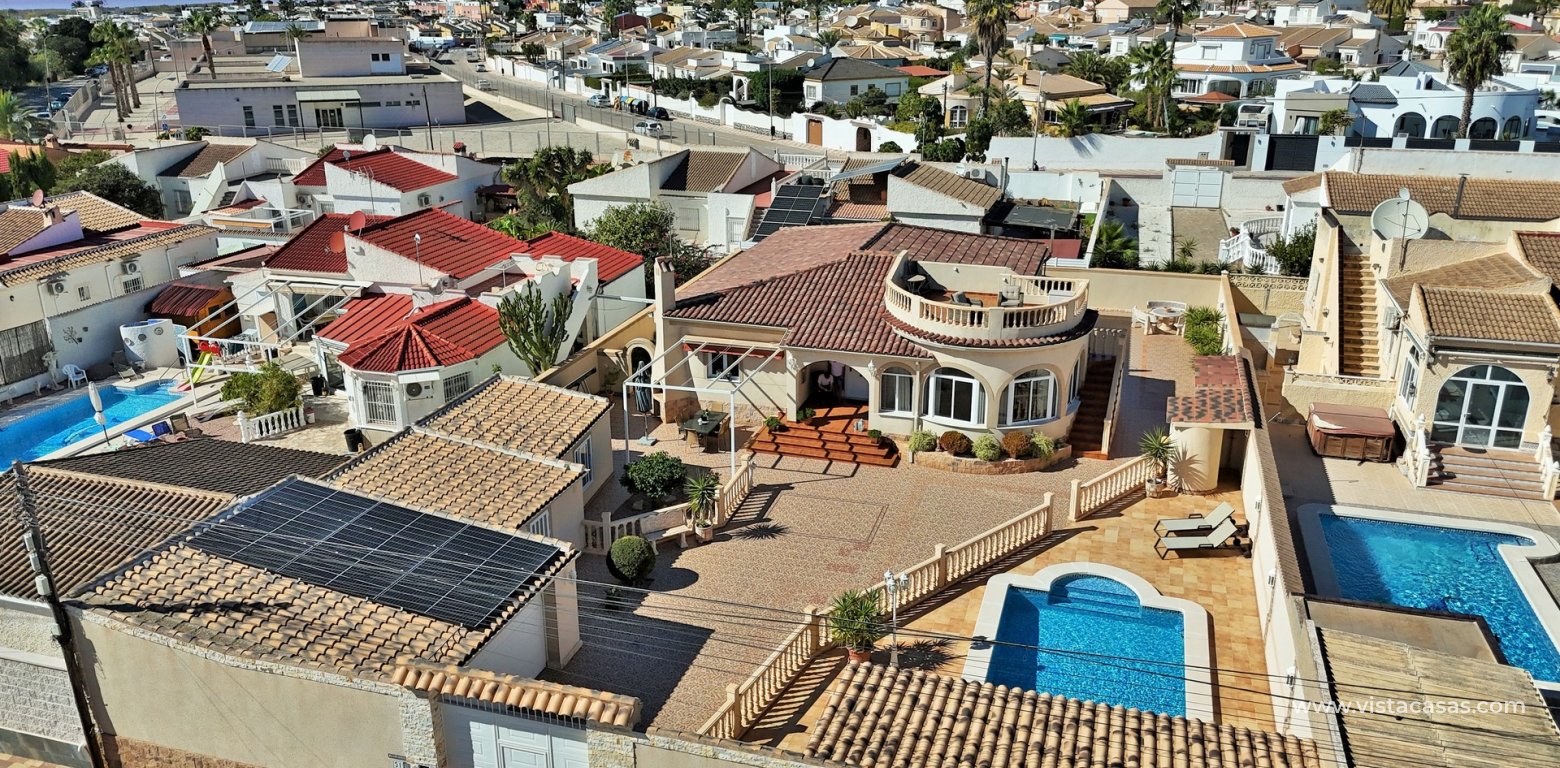 Resale - Villa - Torrevieja - La Siesta