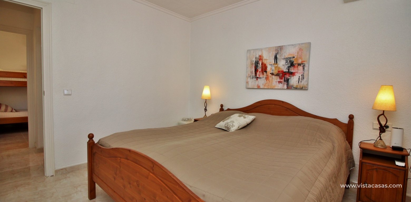 Sale - Villa - Torrevieja - La Siesta