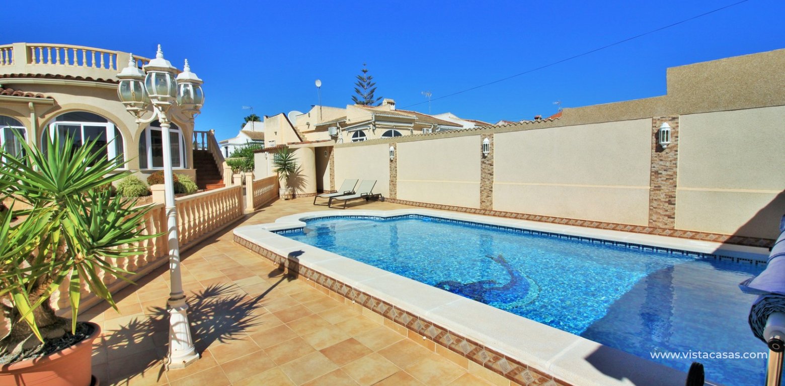 Venta - Chalet - Torrevieja - La Siesta