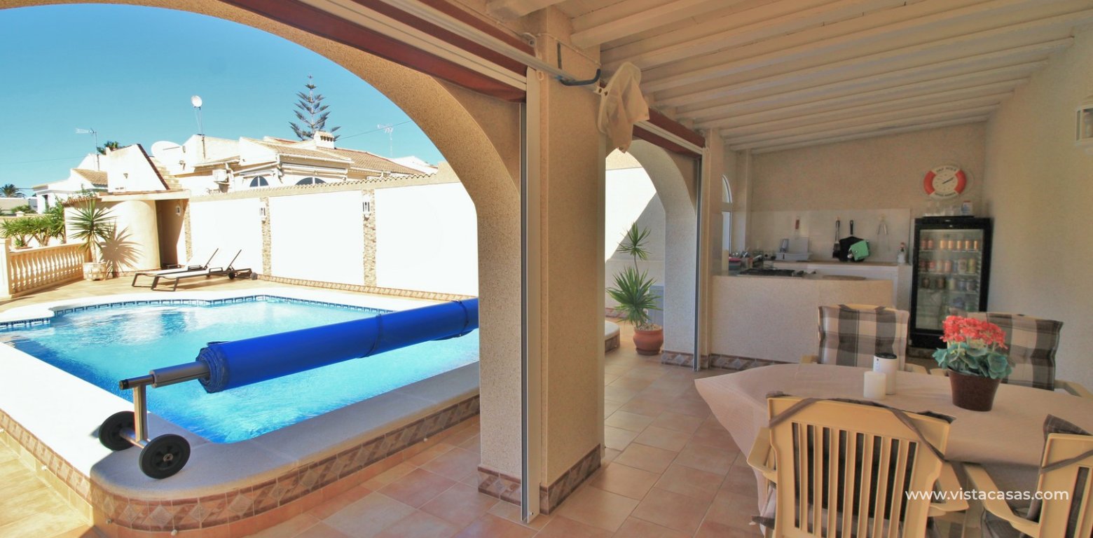 Resale - Villa - Torrevieja - La Siesta