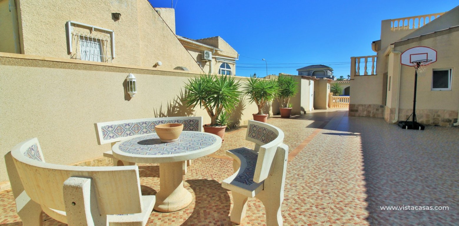 Resale - Villa - Torrevieja - La Siesta