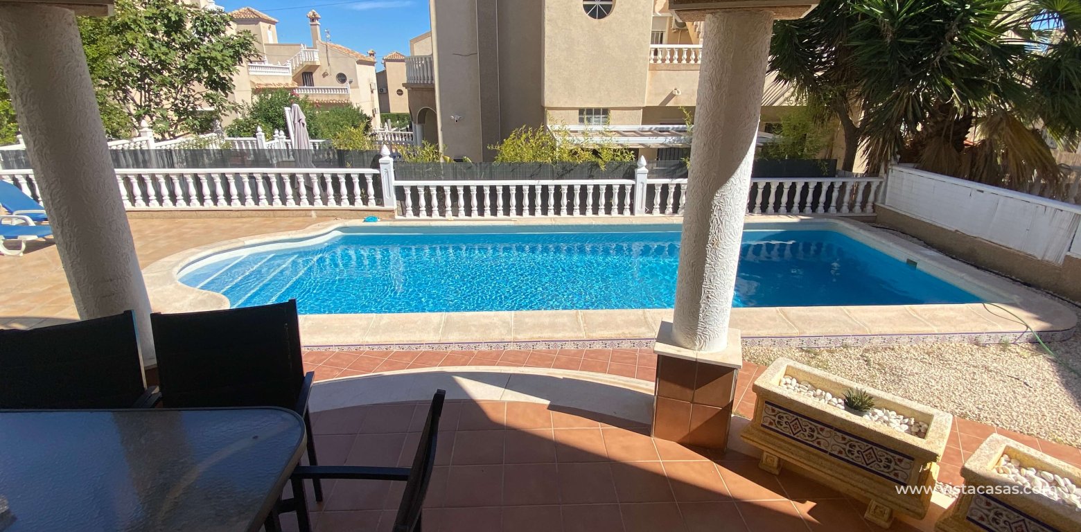 Sale - Villa - Villamartin