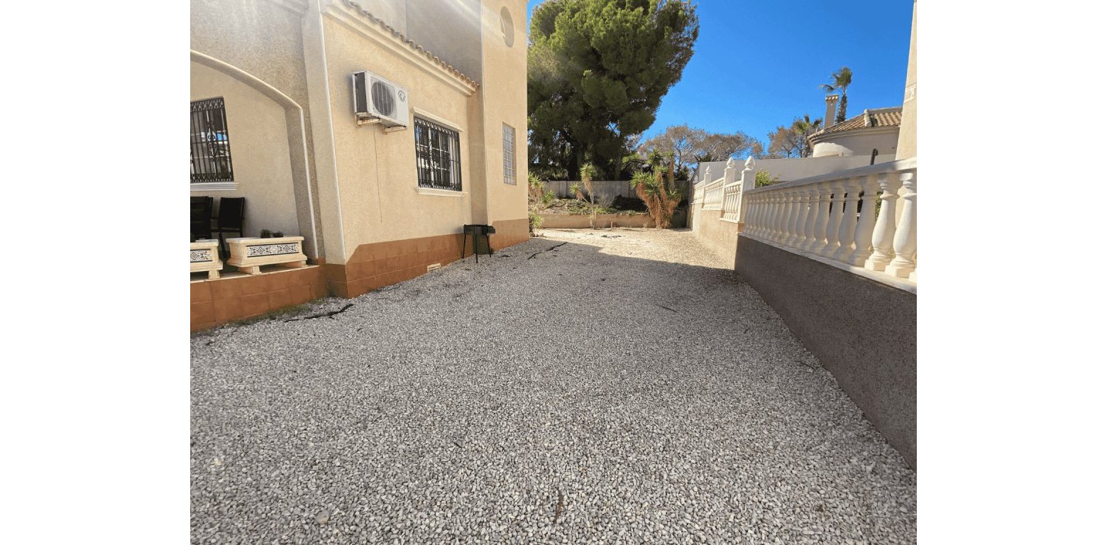 Sale - Villa - Villamartin