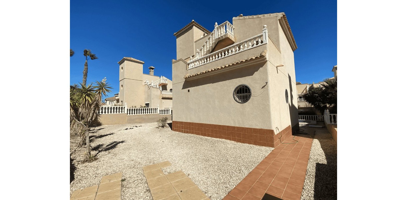 Sale - Villa - Villamartin