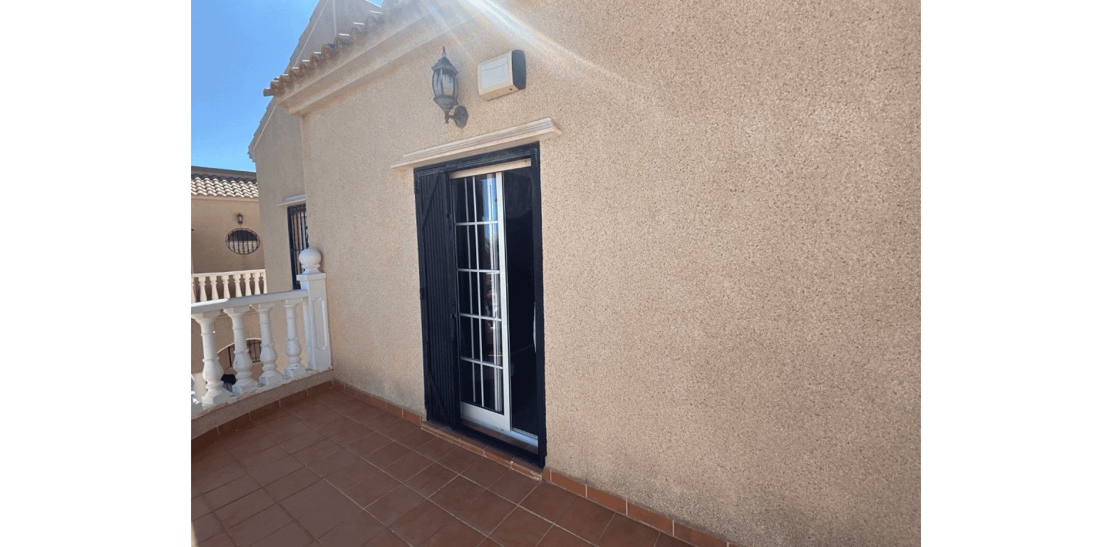 Sale - Villa - Villamartin