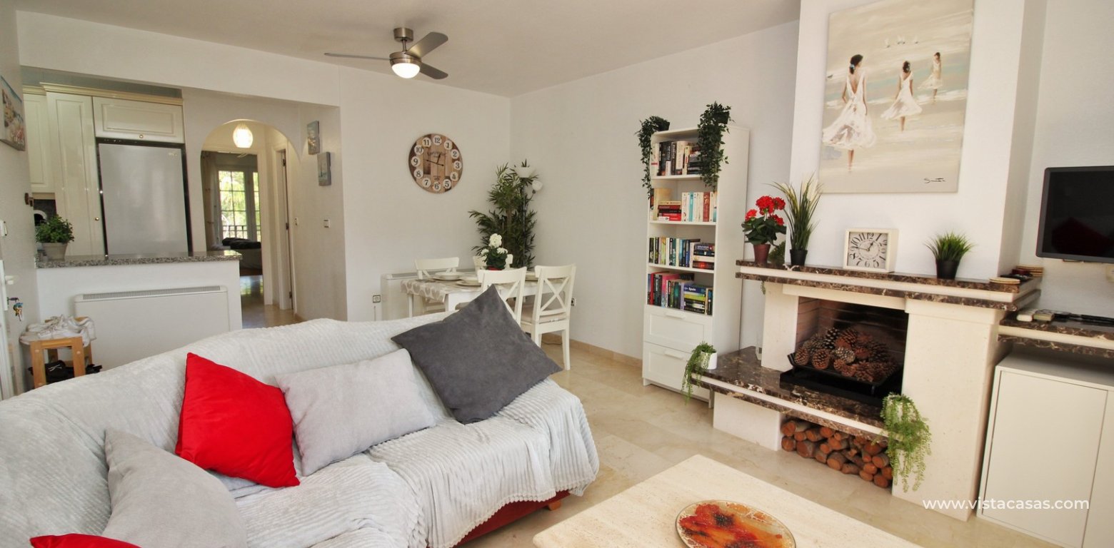 Top floor apartment for sale in Las Ramblas Golf lounge