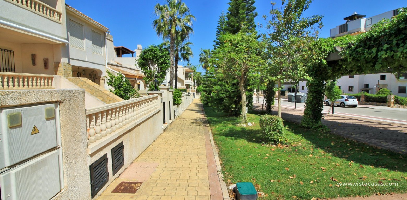 Top floor apartment for sale in Las Ramblas Golf la feria