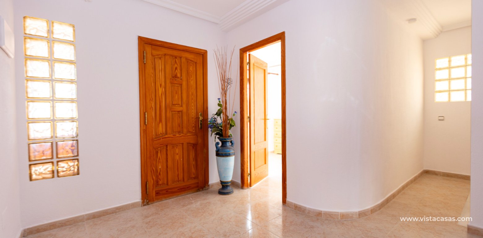 Sale - Villa - Villamartin