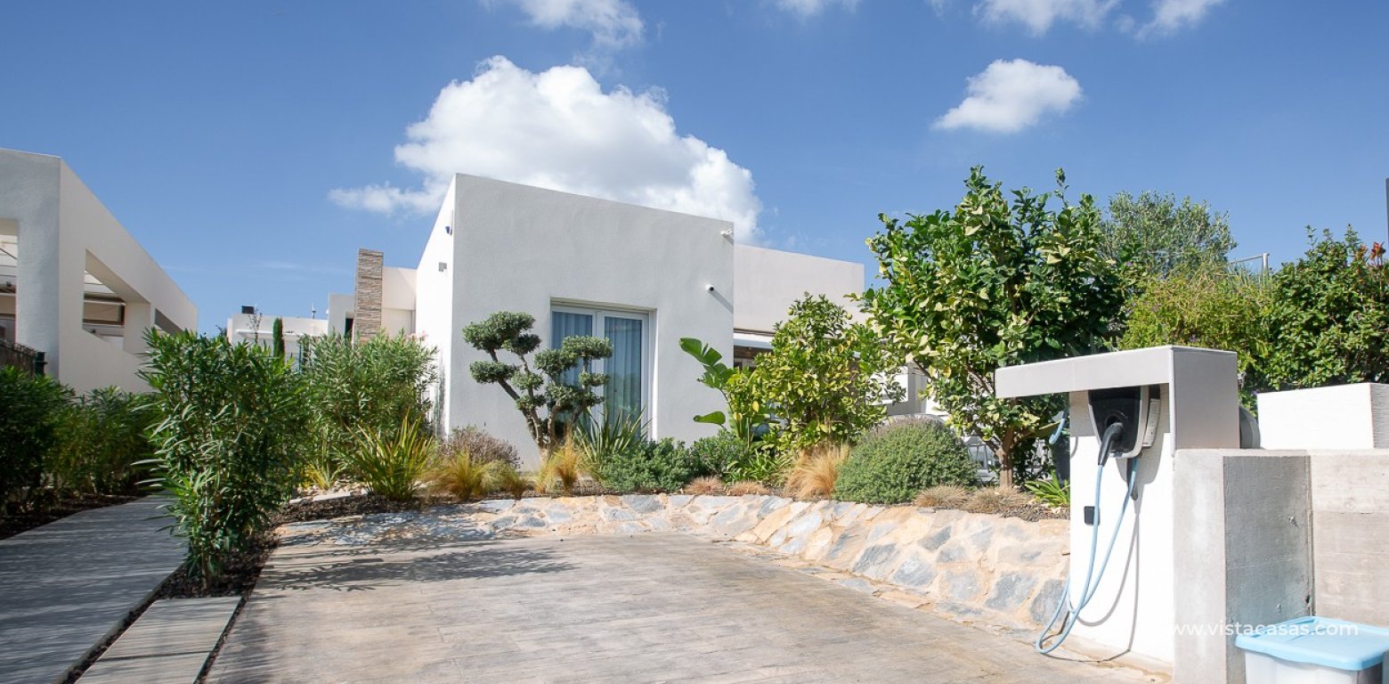 Sale - Villa - Algorfa - La Finca Golf Resort