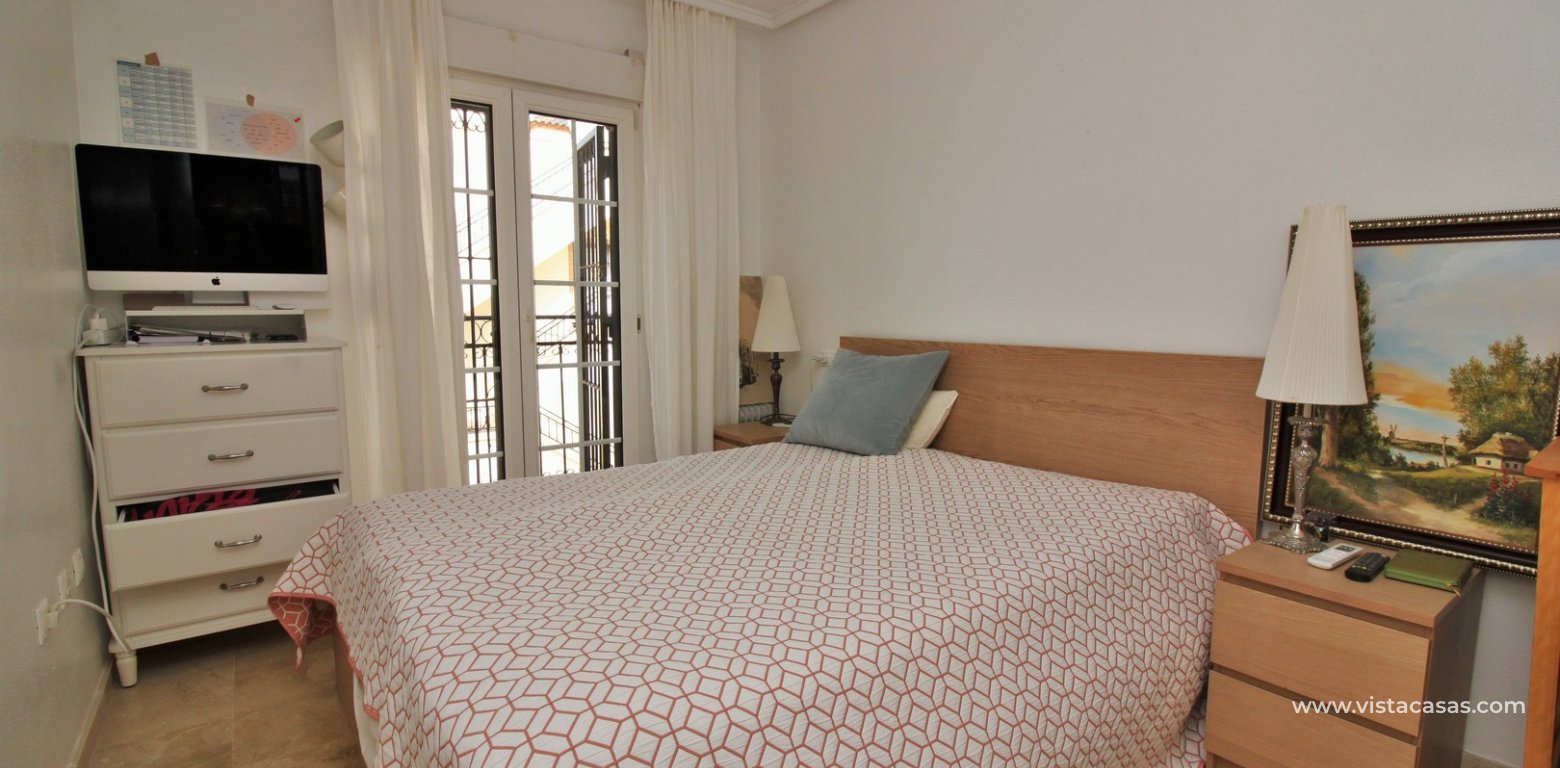 Top floor apartment for sale Montilla IV Playa Flamenca master bedroom