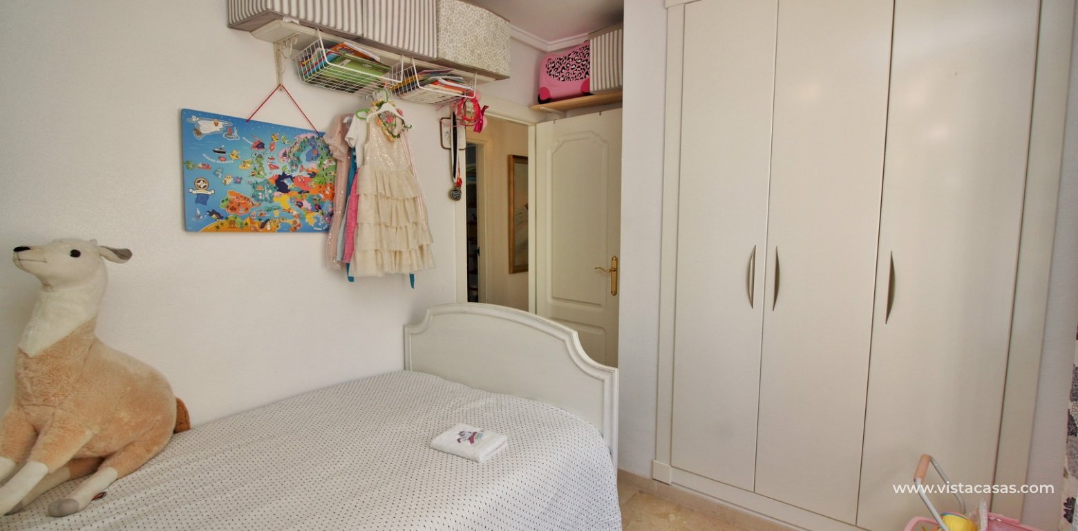 Top floor apartment for sale Montilla IV Playa Flamenca twin bedroom fitted wardrobes