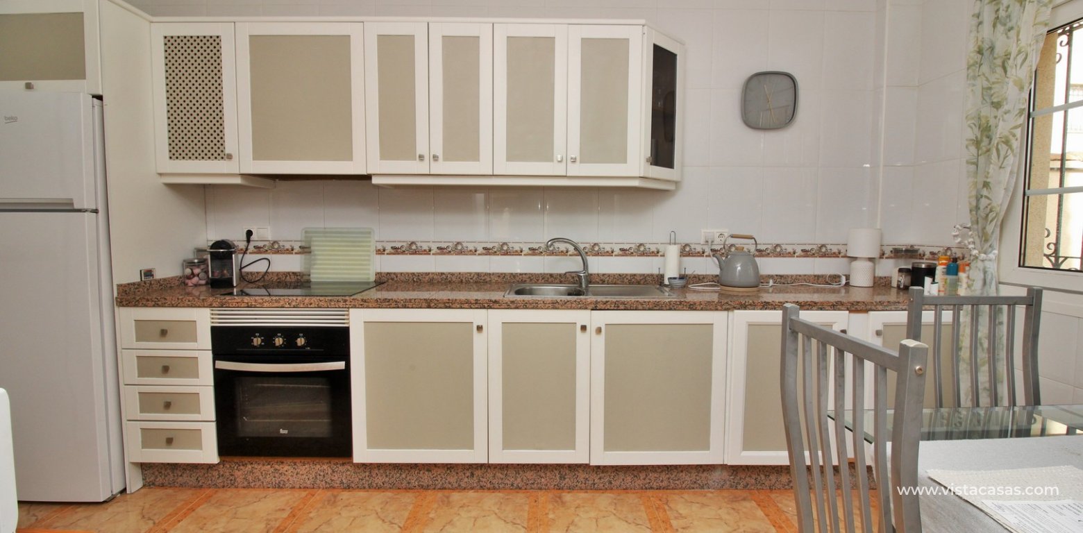 Ground floor apartment for sale Sol Golf Pau 8 kitchen