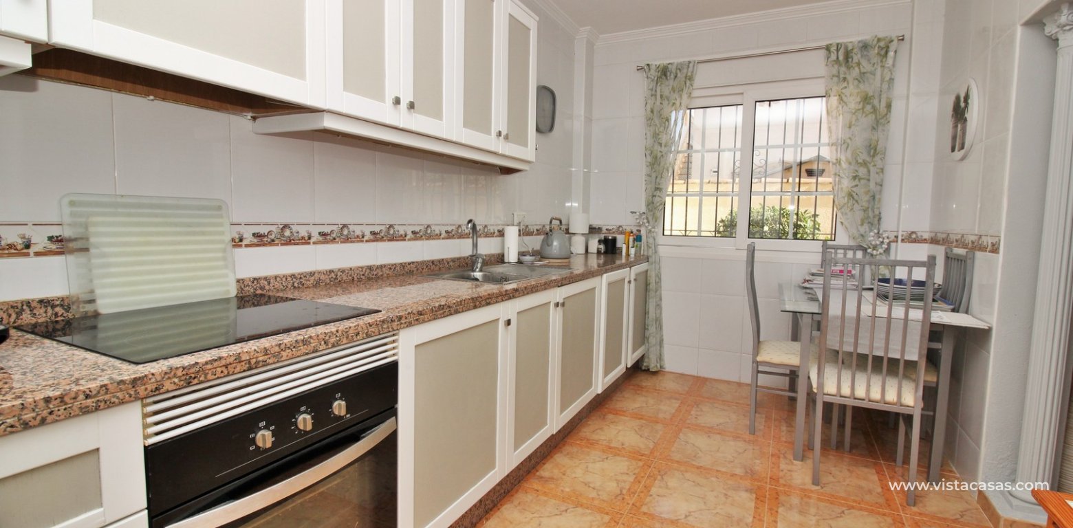 Ground floor apartment for sale Sol Golf Pau 8 kitchen 2