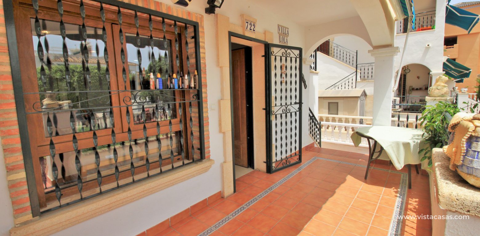 Apartment for sale in Villamartin front porch