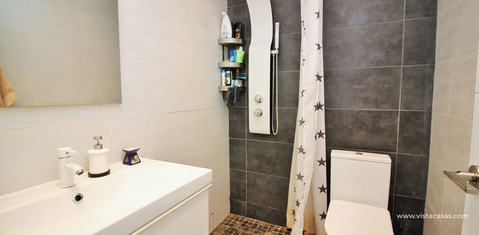 Property for sale in Torrevieja family bathroom