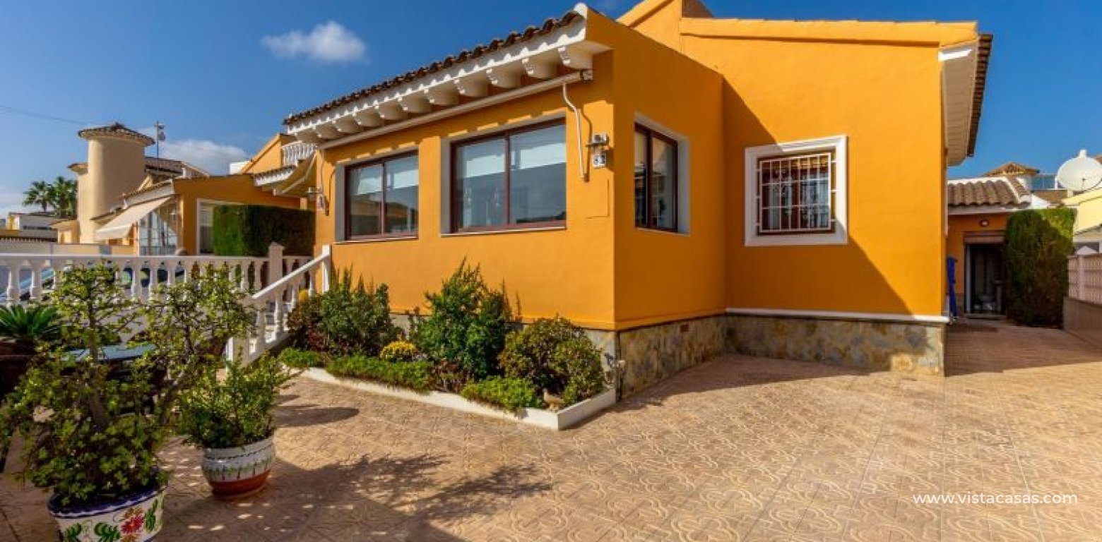 Resale - Villa - Playa Flamenca